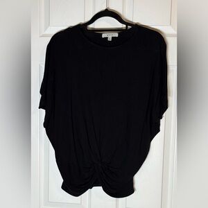 Gaze Black womens small knot top